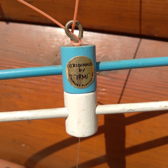 🐳 1940's Vintage Baby CRIB HUMPTY DUMPTY Mobile - Picture 10 of 16